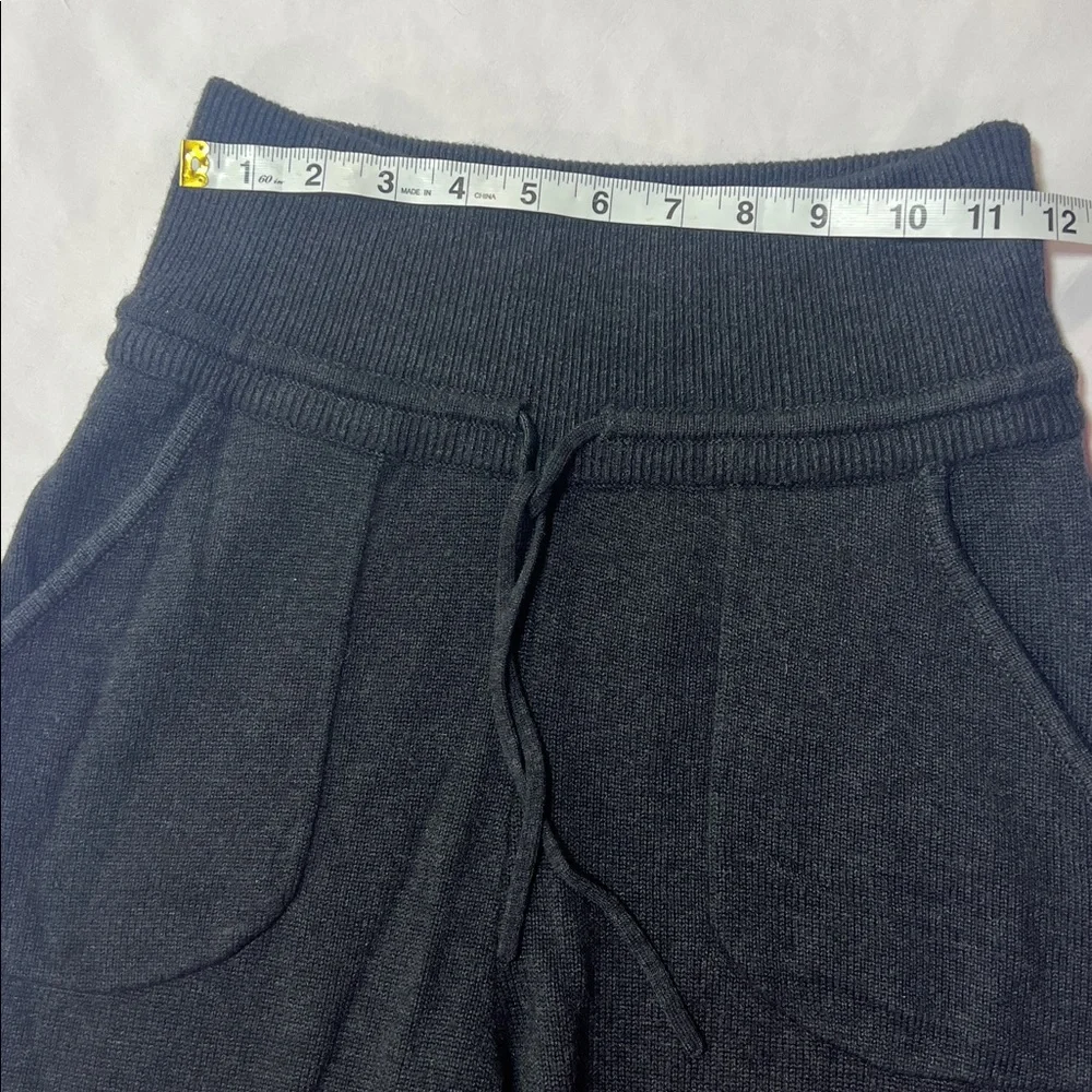 Lululemon Knit Joggers Charcoal Gray Drawstring Ribbed Cuffs - Picture 3 of 10